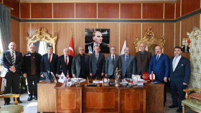 Yunusemre’de dışarıdan gelen stantlara kapılar kapandı