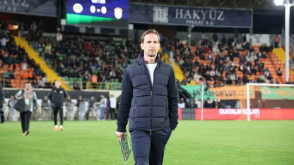 Ziraat Türkiye Kupası: Corendon Alanyaspor: 0 - Galatasaray: 2 (İlk yarı)