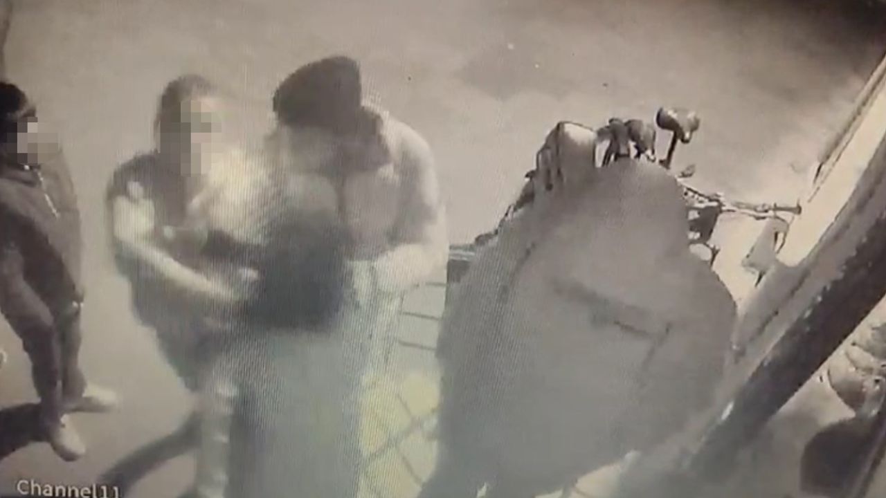 16 yaşındaki çocuk gündüz tartıştığı arkadaşının babası tarafından akşam darp edildi