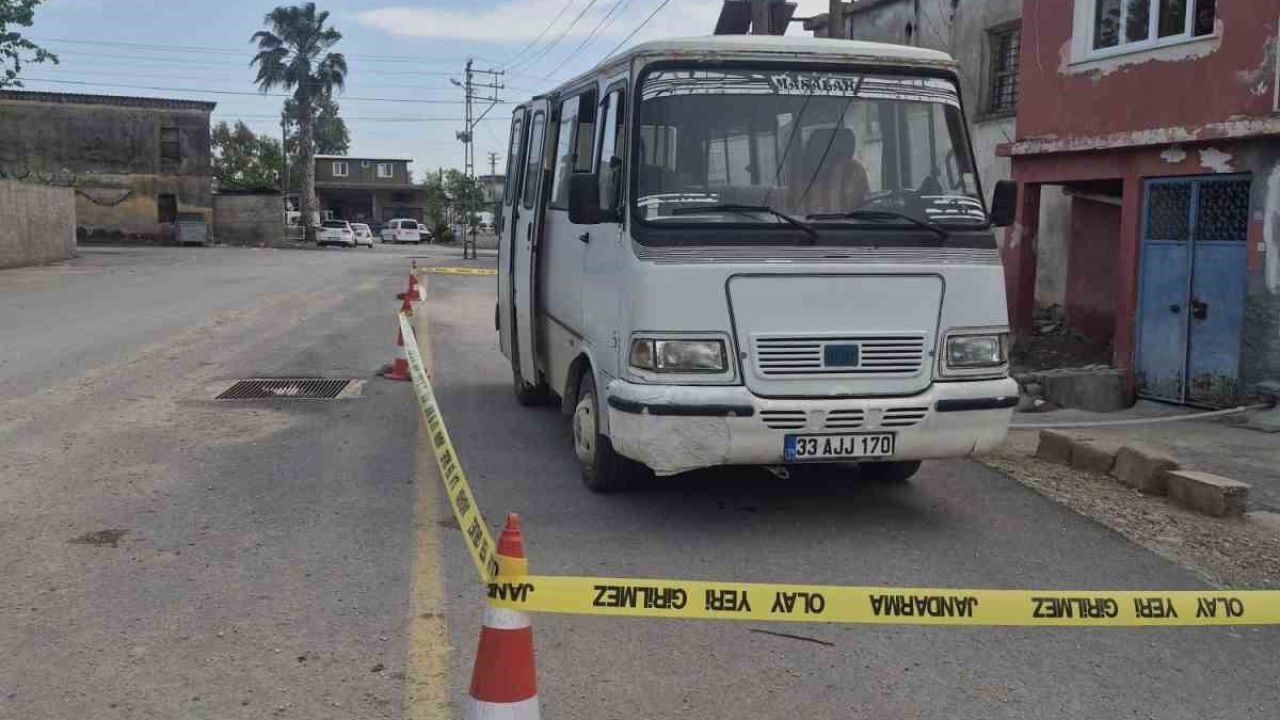 2 yaşındaki çocuk babasının kullandığı aracın altında kaldı