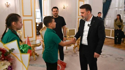 23 Nisan’da Başkanlık koltuğu çocukların oldu