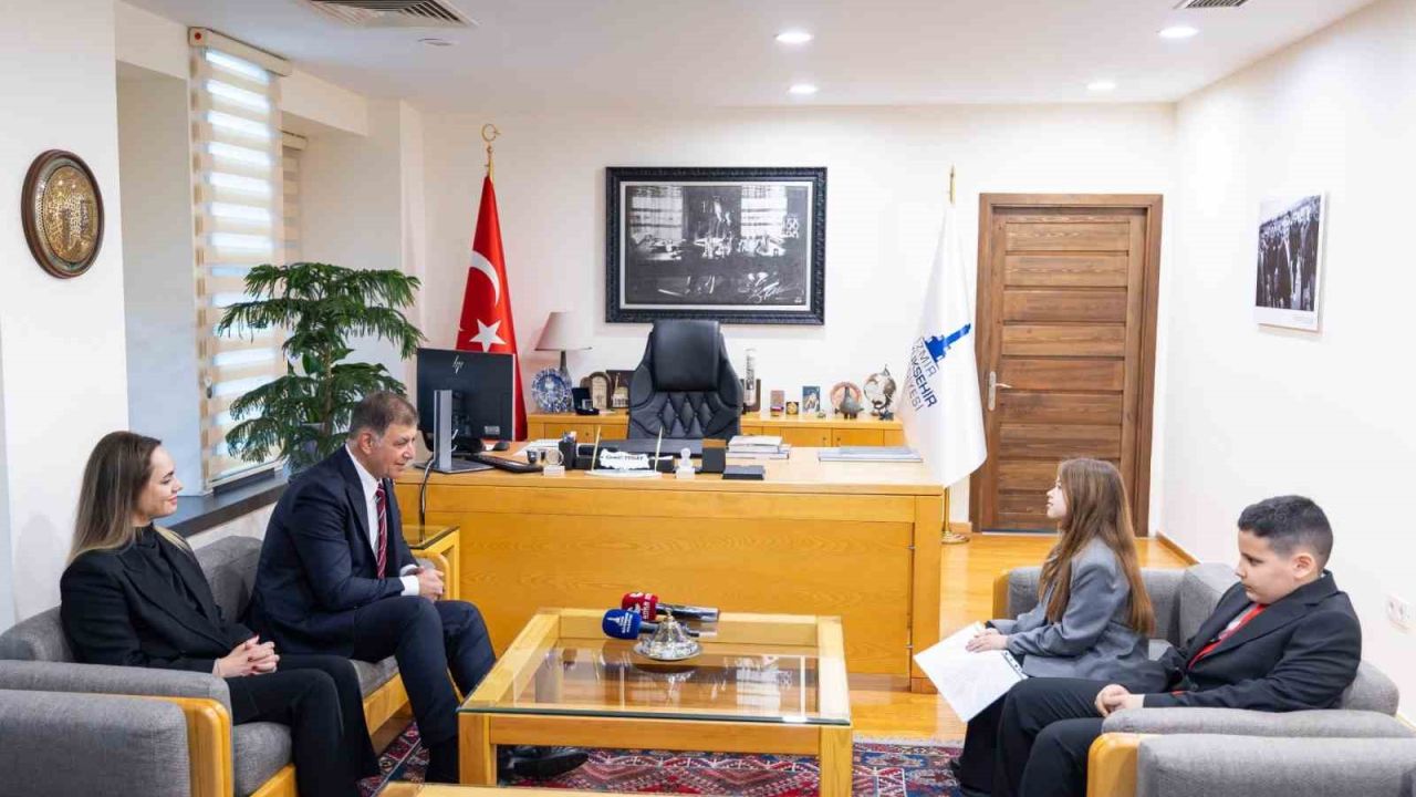 23 Nisan’da başkanlık koltuğu çocukların