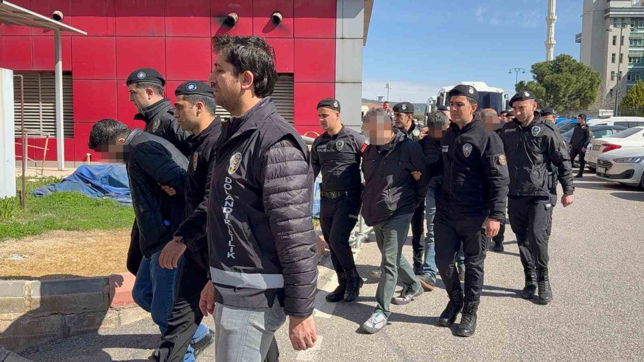 521 milyon TL’lik vurgun yapan aralarında GAÜN öğretim görevlisinin de bulunduğu 10 kişi tutuklandı