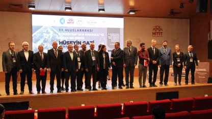 7 farklı ülkeden katılımcıların katkı sunacağı Uluslararası Türkistan’dan Anadolu’ya İrfan Geleneği: Hüseyin Gazi Sempozyumu başladı