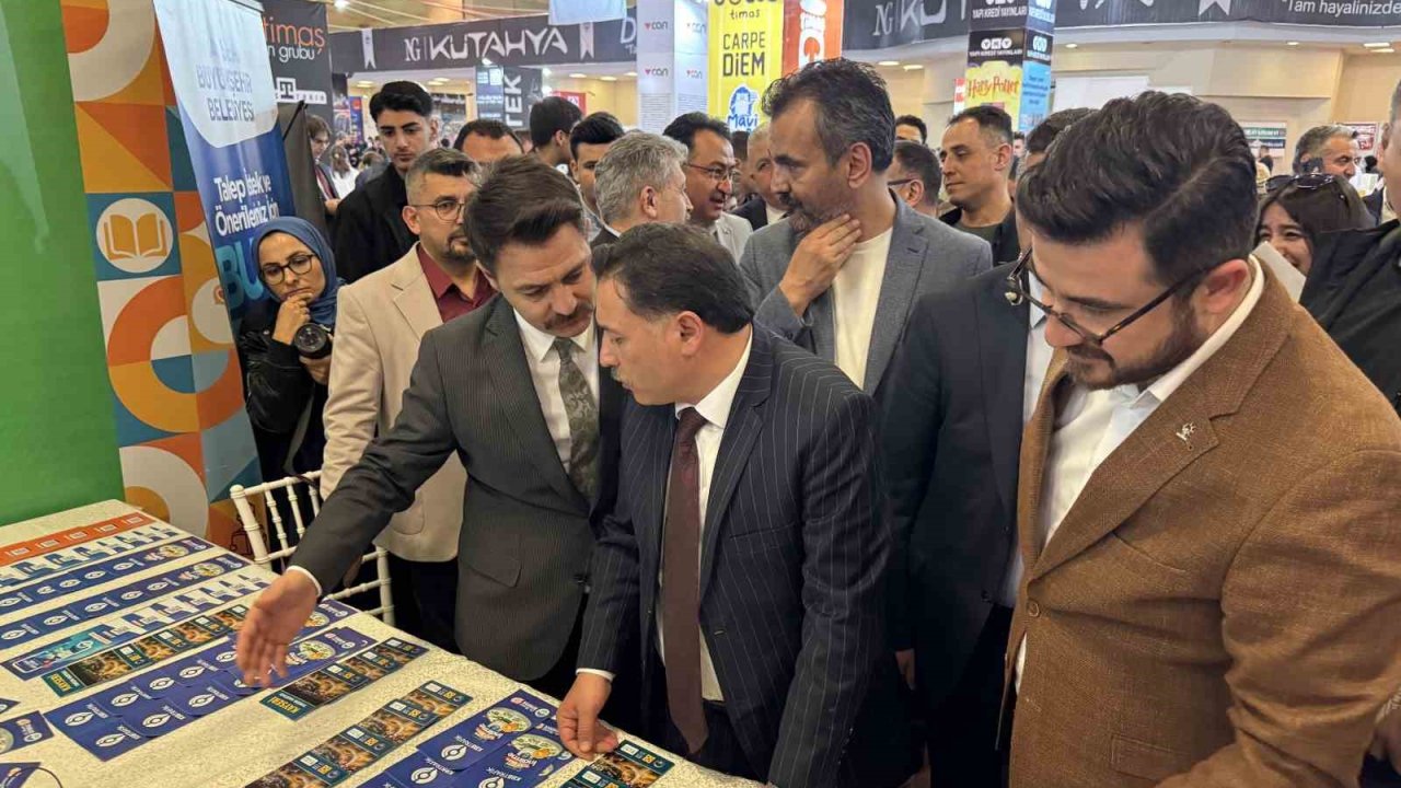 8. Kayseri Kitap Fuarı kapılarını ziyaretçilerine açtı