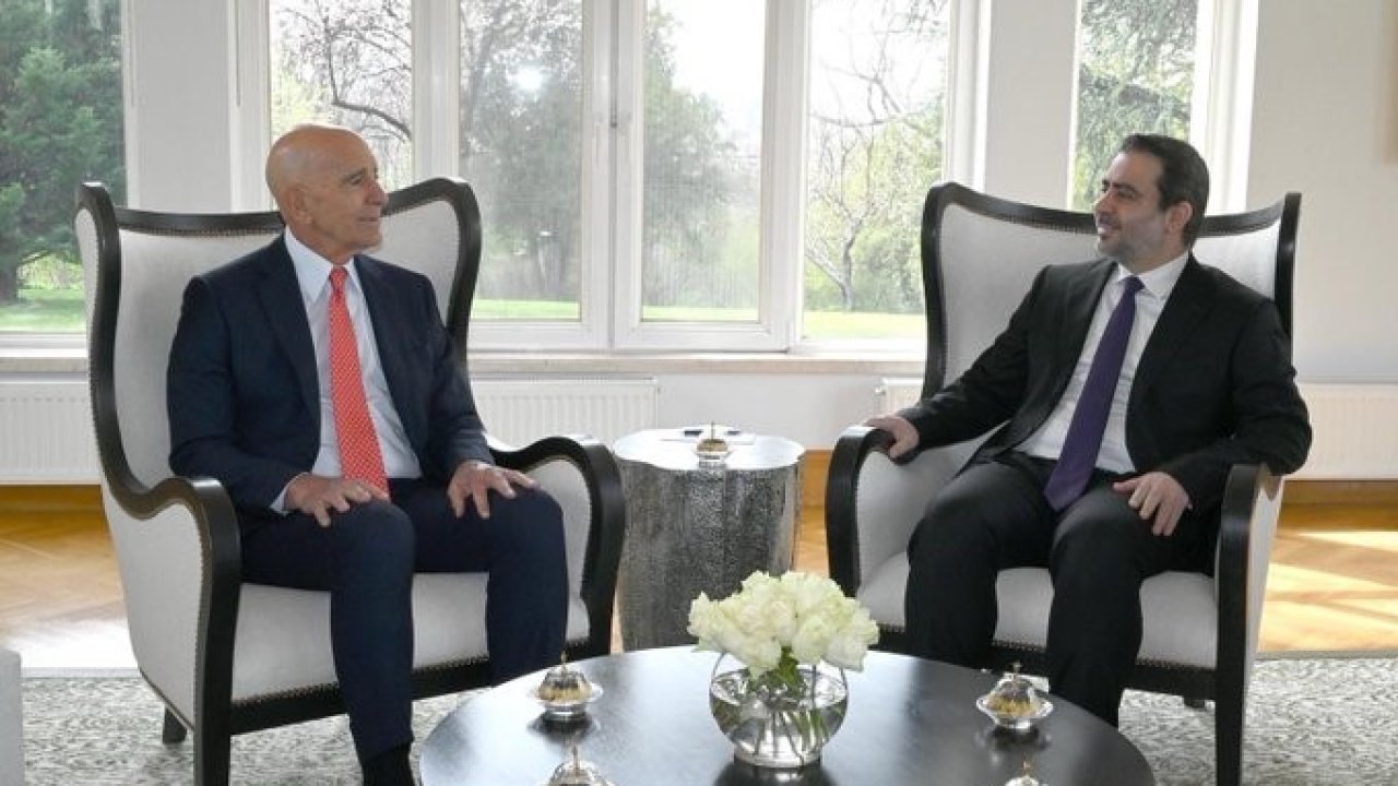 ABD’nin Suriye Özel Temsilcisi Barrack, Suriye Dışişleri Bakanı eş-Şeybani ile bir araya geldi