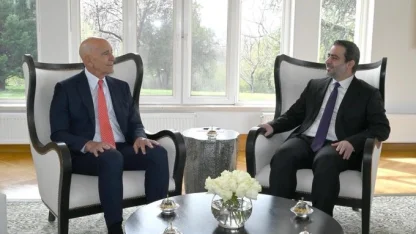 ABD’nin Suriye Özel Temsilcisi Barrack, Suriye Dışişleri Bakanı eş-Şeybani ile bir araya geldi