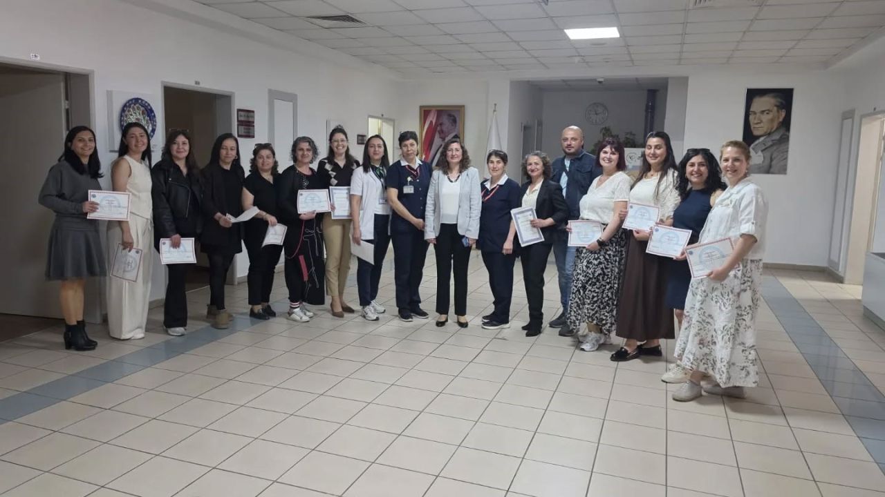ADÜ Hastanesi’nde ameliyathane hemşirelerine sertifikalı eğitim