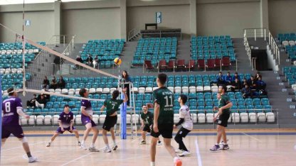 Afyonkarahisar GSB Yurtları YURTLİG Voleybol’da Ege Grup Şampiyonu oldu