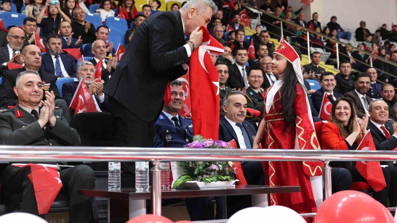 Afyonkarahisar’da 23 Nisan coşkusu