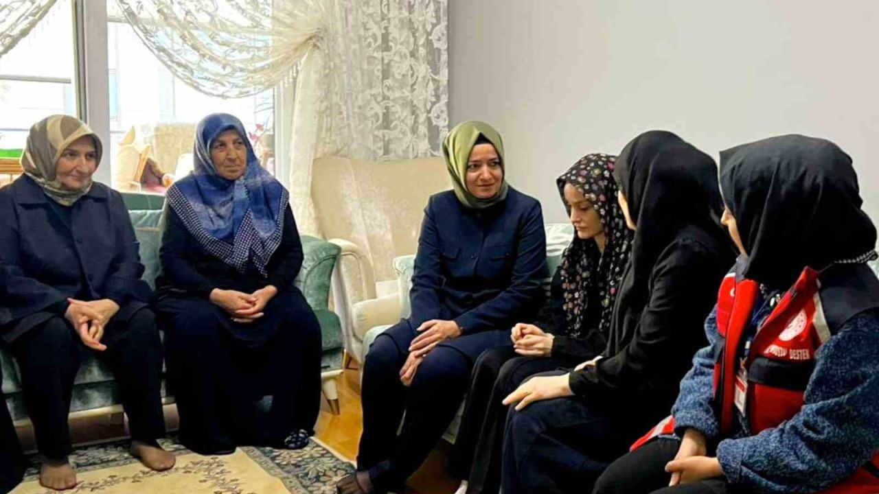 AK Parti Genel Başkan Yardımcısı Kaya, Kahramanmaraş’ta öğrencilerin aileleriyle bir araya geldi