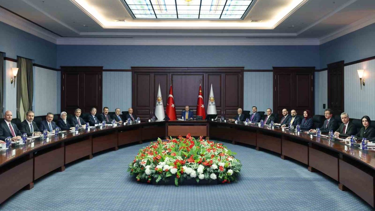 AK Parti MYK başladı