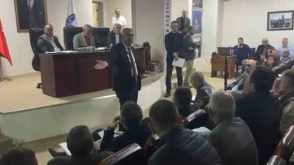 Akçakoca Belediye Meclisi’nde gergin anlar