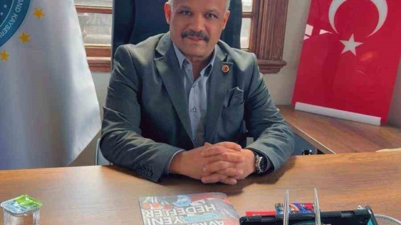 AKİB Genel Başkanı Hızar: "Devletimize yürekten bağlıyız"