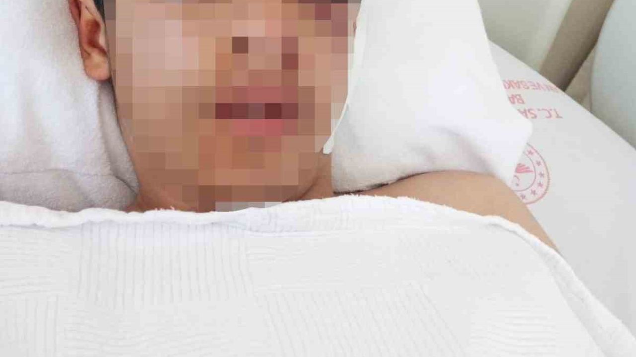 Akran zorbalığına bir yenisi eklendi: 15 yaşındaki çocuk muştayla öldüresiye dövüldü