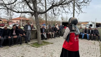 Aksaray’da yaşlılara "Yaşlı Sağlığı ve Aile İçi İletişim" eğitimi veriliyor