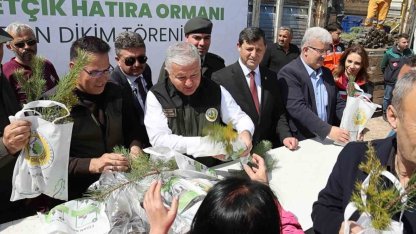 Aksaray’ın Mehmetçik Hatıra Ormanı’nda 2 bin 500 fidan toprakla buluşturuldu