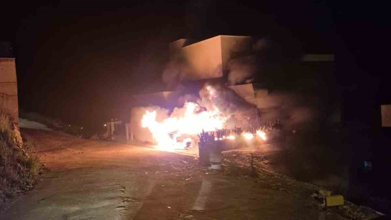 Alanya’da müstakil evde çıkan yangın korkuttu