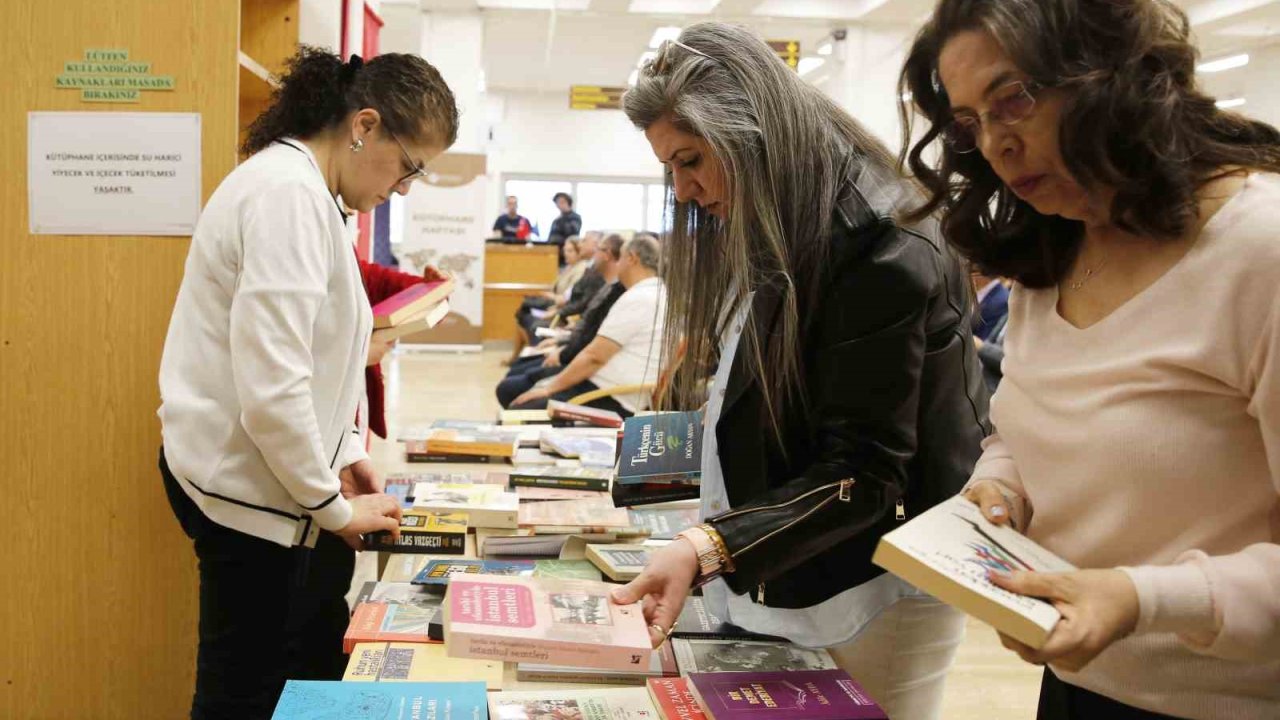 Anadolu Üniversitesi’nde ’81 İlde Kitap Okuyoruz’ etkinliği düzenlendi