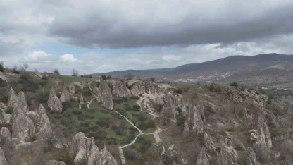 Ankara’da Kapadokya’yı andıran doğa harikası: Abacı Peribacaları