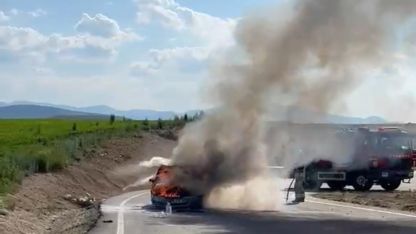 Ankara’da seyir halindeki araçta yangın çıktı