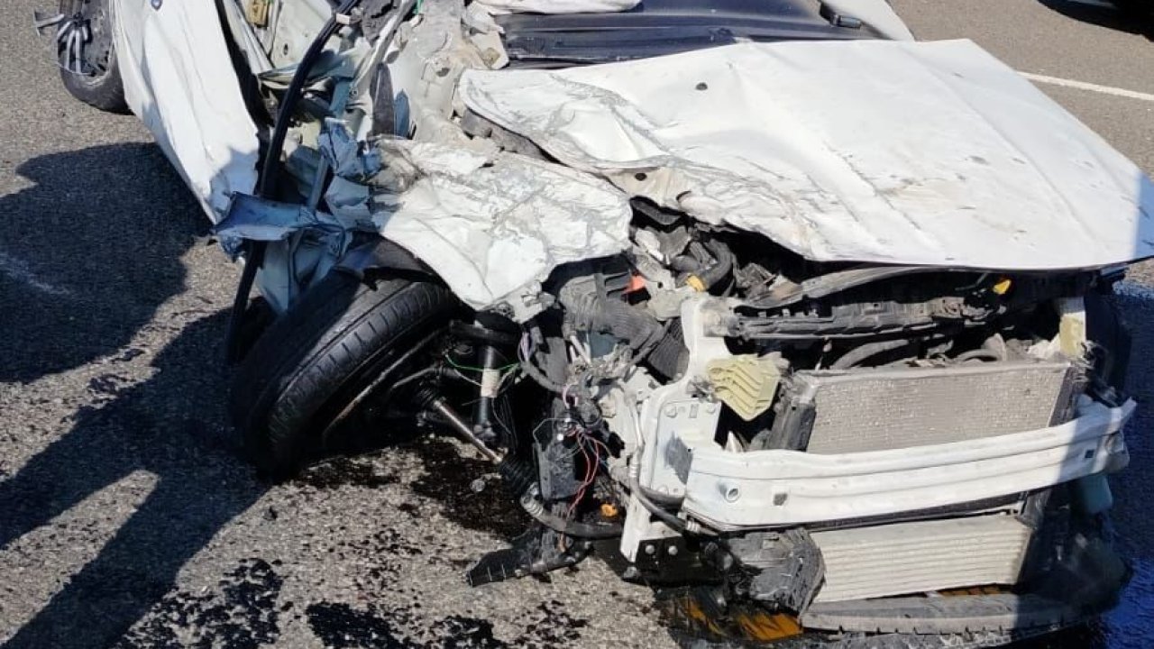 Ankara’da tıra çarpan otomobil taklalar atarak durabildi: 1 ağır yaralı