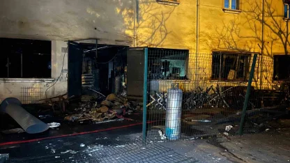 Arnavutköy’de metal fabrikasında sanayi tipi tüp patladı: 1’i ağır 3 işçi yaralandı