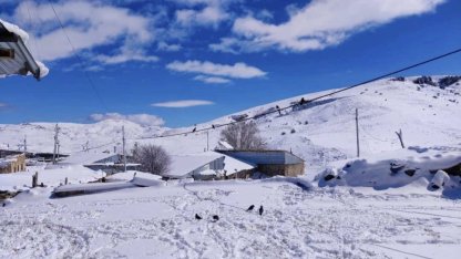 Aşkale’de nisan ayında kar sürprizi: Baharda kar yağışı etkili oldu