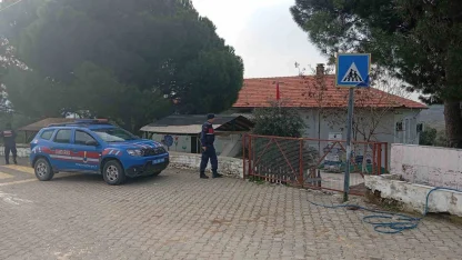 Aydın’da jandarma ekipleri okul önlerindeki güvenlik tedbirlerini arttırdı