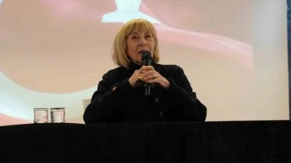 Ayşe Kulin Denizli’de okurlarıyla buluştu