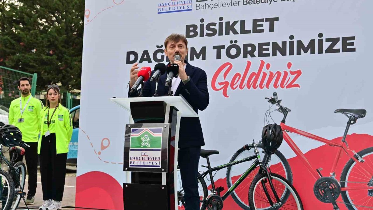 Bahçelievler’de 100 vatandaşa bisiklet dağıtım töreni