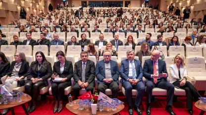 Bahçeşehir Koleji "Erken Çocuklukta Aile, Okul ve Değerler Sempozyumu" düzenledi