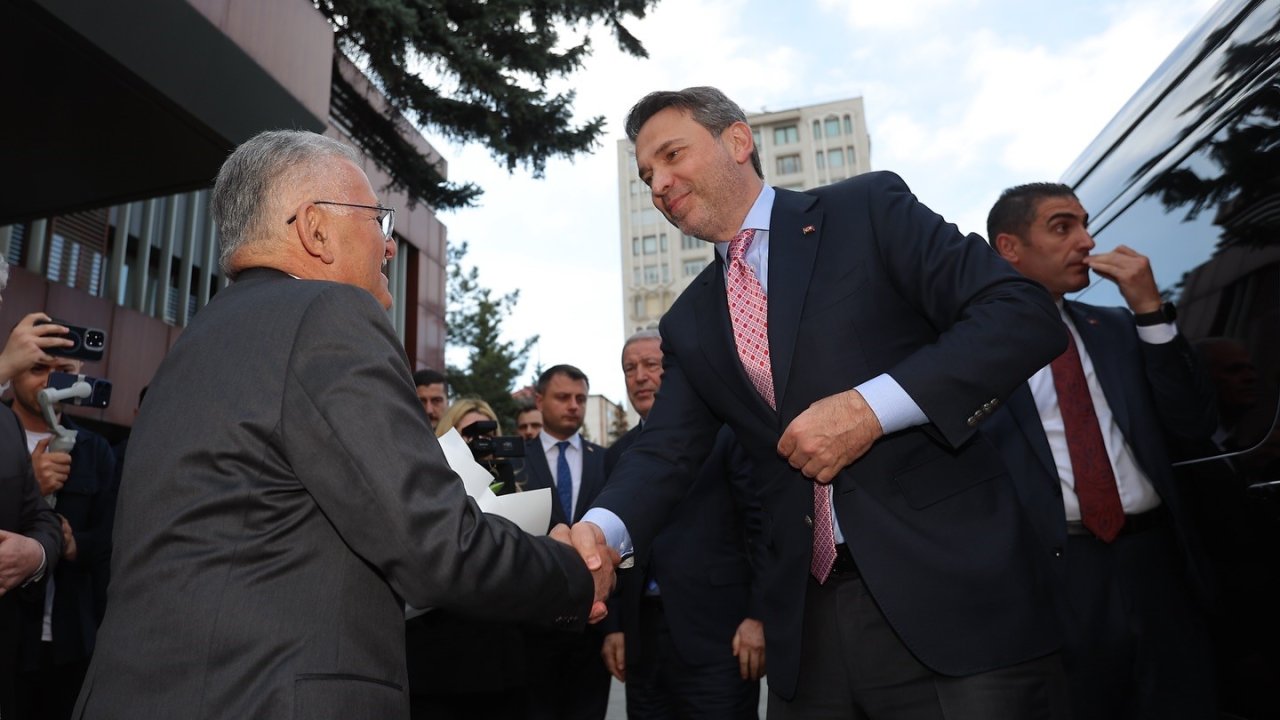 Bakan Bayraktar: "Kayseri, Türkiye’nin gözbebeği"