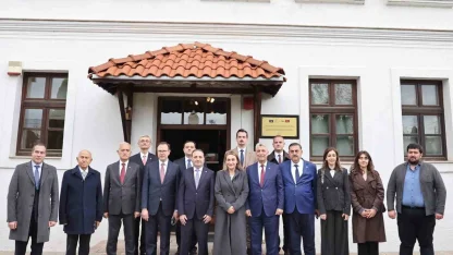 Bakan Bolat’tan Kosova’da KFOR Karargahı’na ziyaret