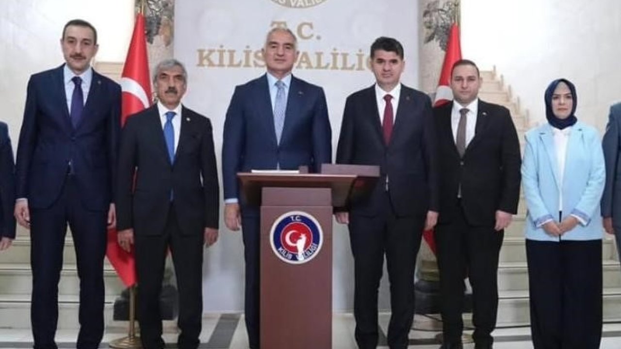 Bakan Ersoy: "Ateş çemberinin içinde Türkiye bir huzur ve güven limanı olarak farkını ortaya koymuştur"