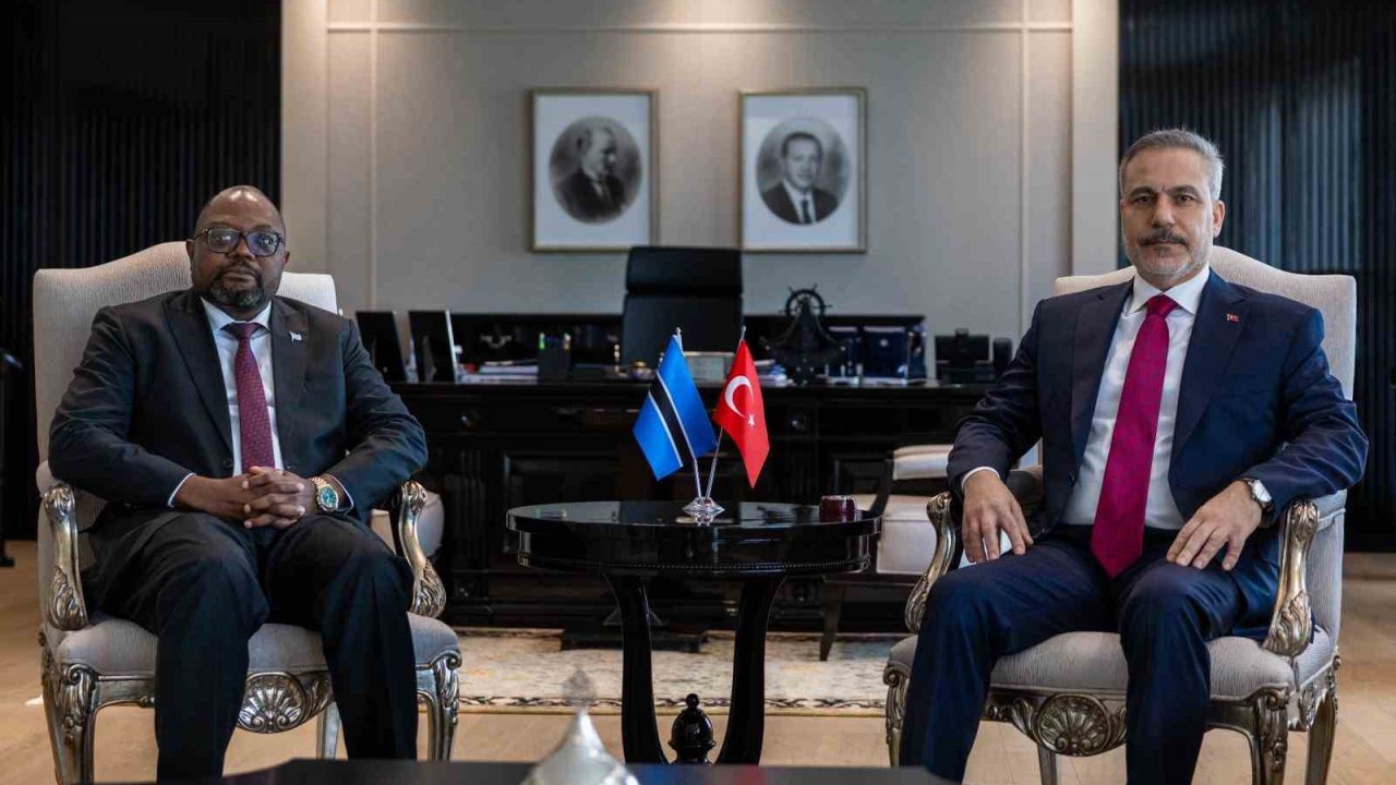 Bakan Fidan, Botsvana Uluslararası İlişkiler Bakanı Butale ile görüştü