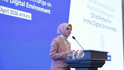 Bakan Göktaş: "Dijital ortamları hukuk, etik, eğitim ve sosyal politika boyutlarıyla birlikte ele almak zorundayız"