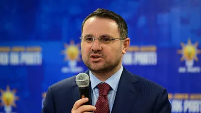 Bakan Gürlek: "AK Parti dava partisidir, gönül partisidir"