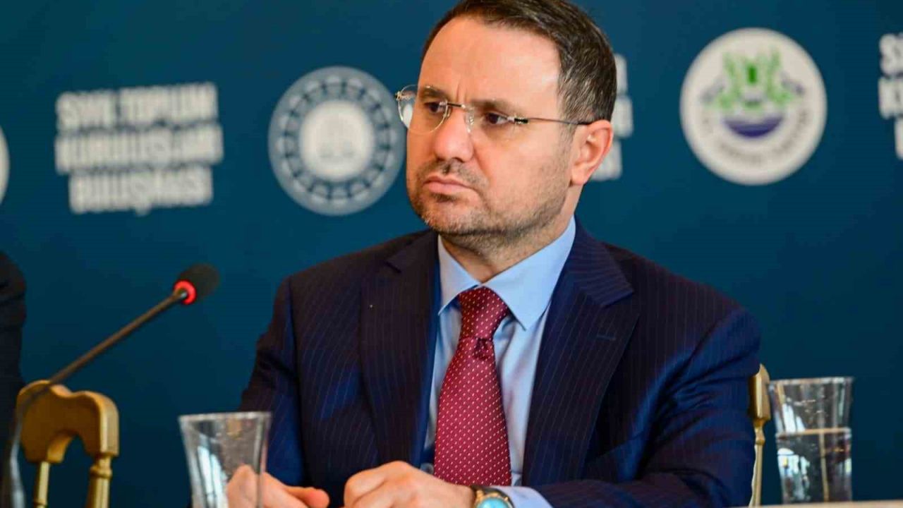 Bakan Gürlek, Edirne’de STK temsilcileriyle bir araya geldi: "Biz il ziyaretlerine çok önem veriyoruz"