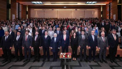 Bakan Tekin: "Bizim eğitim felsefemizde hiçbir öğrencimizi sistemin dışında, ilginin uzağında bırakmak yok"