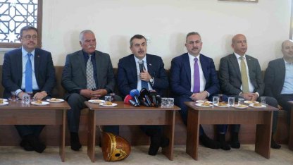 Bakan Tekin: "Müfredatımızın içerisine çocuklarımızın dini inançlarını öğrenebilecekleri yeni dersler ekledik"