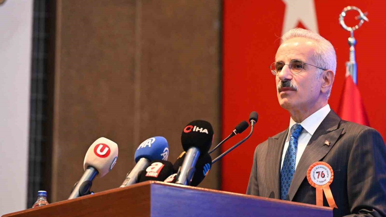 Bakan Uraloğlu: "6 bin 101 kilometre uzunluğundaki bölünmüş yol ağımızı 30 bin 51 kilometreye çıkardık"