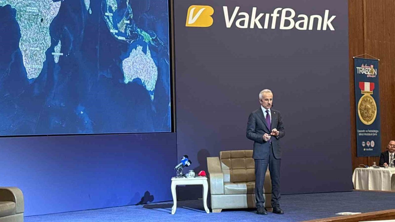 Bakan Uraloğlu, Türkiye’nin 61’inci havalimanının Trabzon’a yapılacağını açıkladı