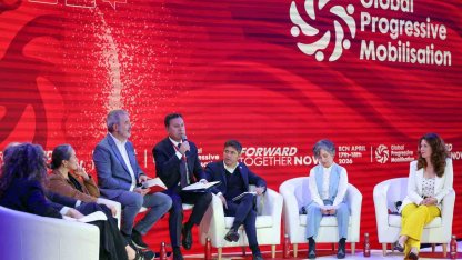 Başkan Aras Barselona’da yerel yönetimlerin önemini anlattı