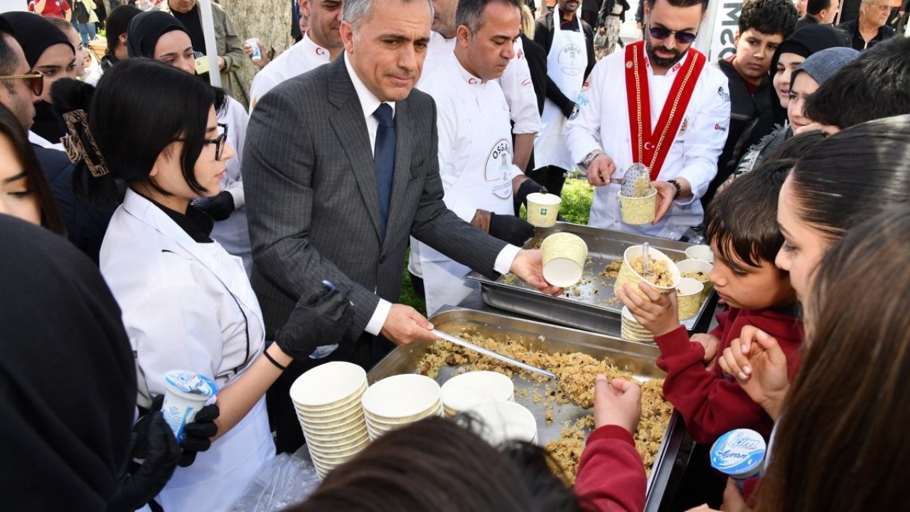 Başkan Çenet: "Osmaniye, edebiyatçılarıyla da mümbit bir coğrafya"