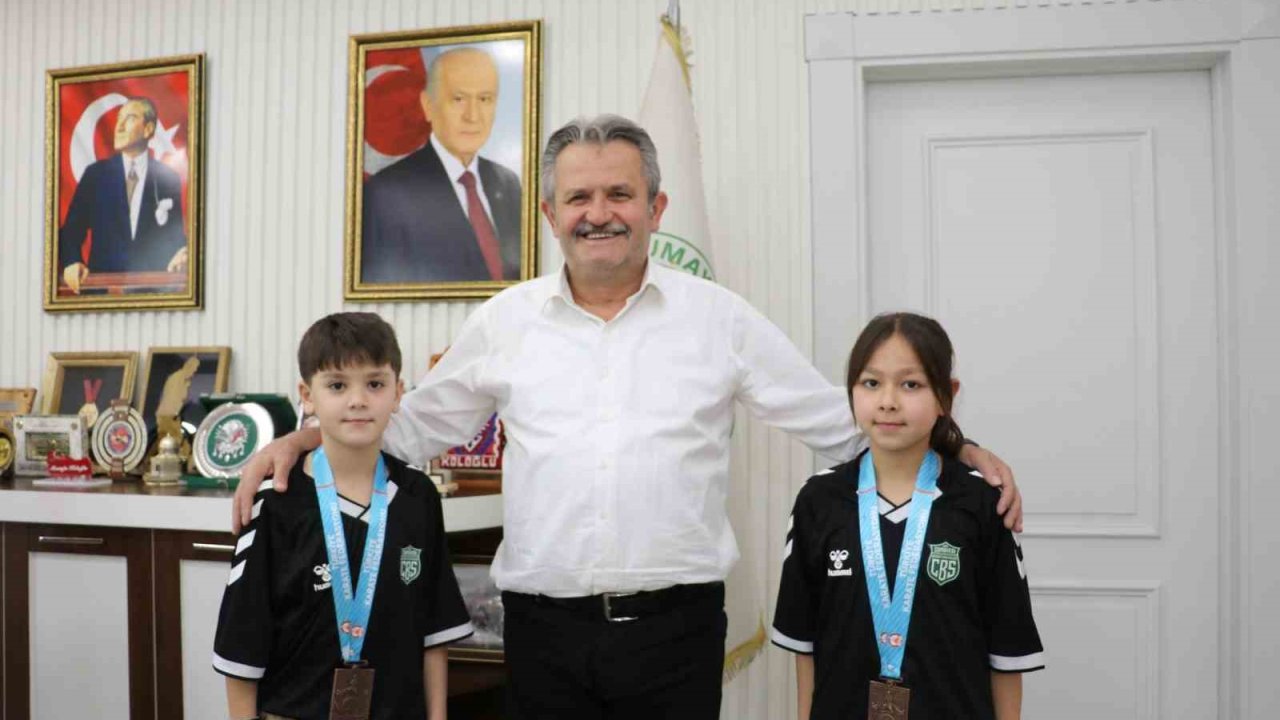 Başkan Koloğlu, başarılı karatecileri ağırladı