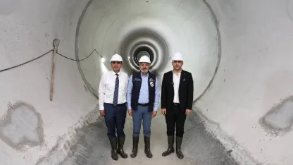 Başkan Öntürk, Türkiye’nin en büyük atık su tüneli projesini inceledi