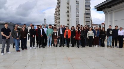 Başkan Şimşek, YKS’ye hazırlanan gençlerle kahvaltıda buluştu