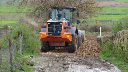 Batman’da araçta mahsur kalan hastanın yardımına ekipler koştu