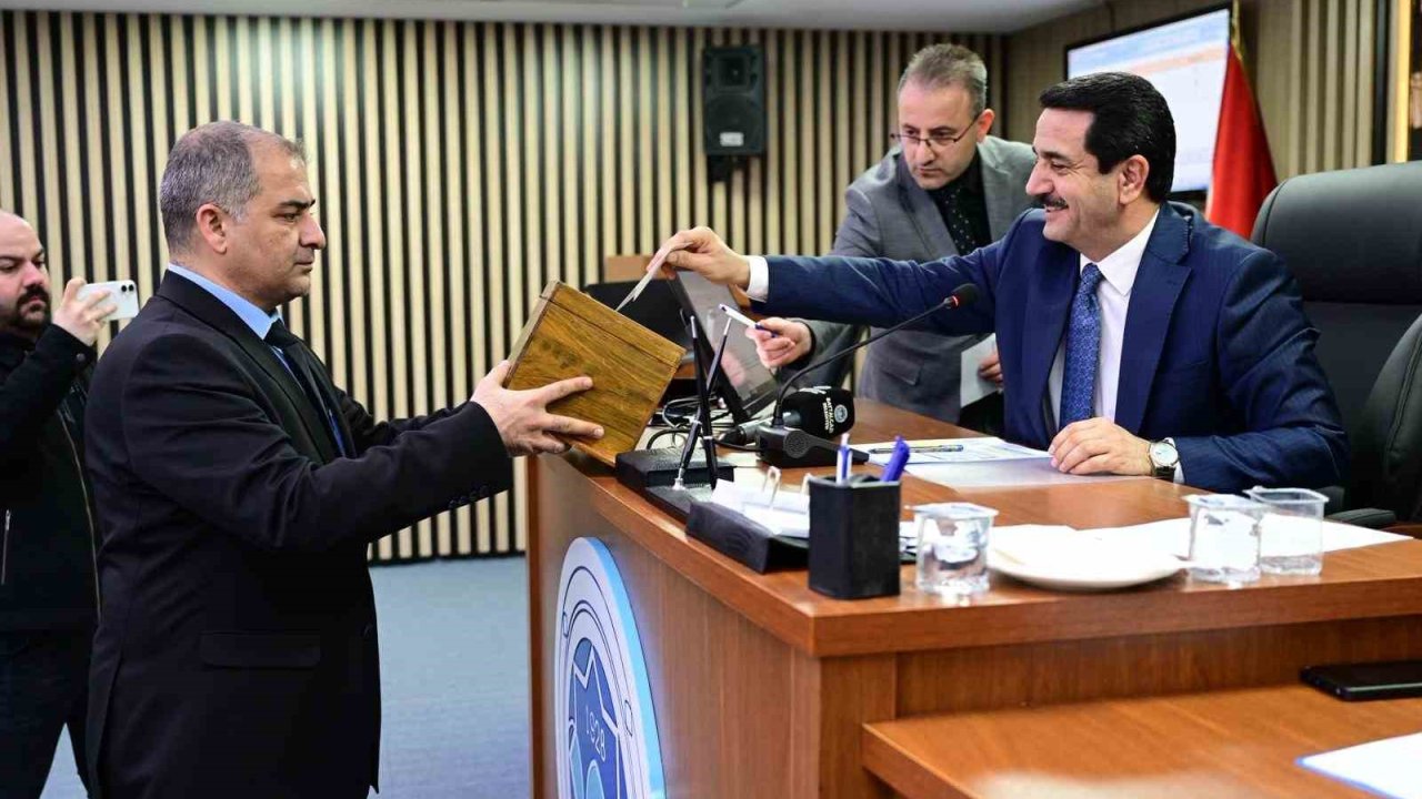 Battalgazi Belediyesi nisan ayı meclis toplantısı ilk birleşimi gerçekleştirildi